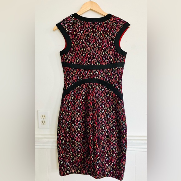 Gorgeous Floral Brocade Feminine Fit JAX Form-fitting Dress Sexy 4 - Picture 4 of 4